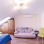 Harom A Kislany Panzio Gæstehus 4*