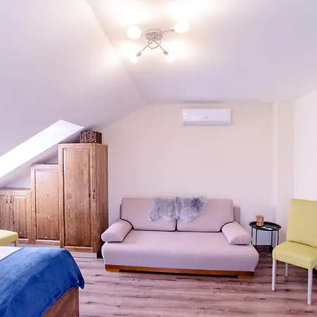 Harom A Kislany Panzio Pensionat 4*