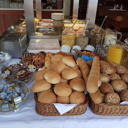 Harom A Kislany Panzio Гостевой дом 4*