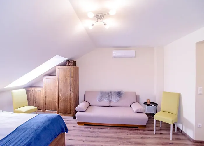 Harom A Kislany Panzio Pensjonat 4*